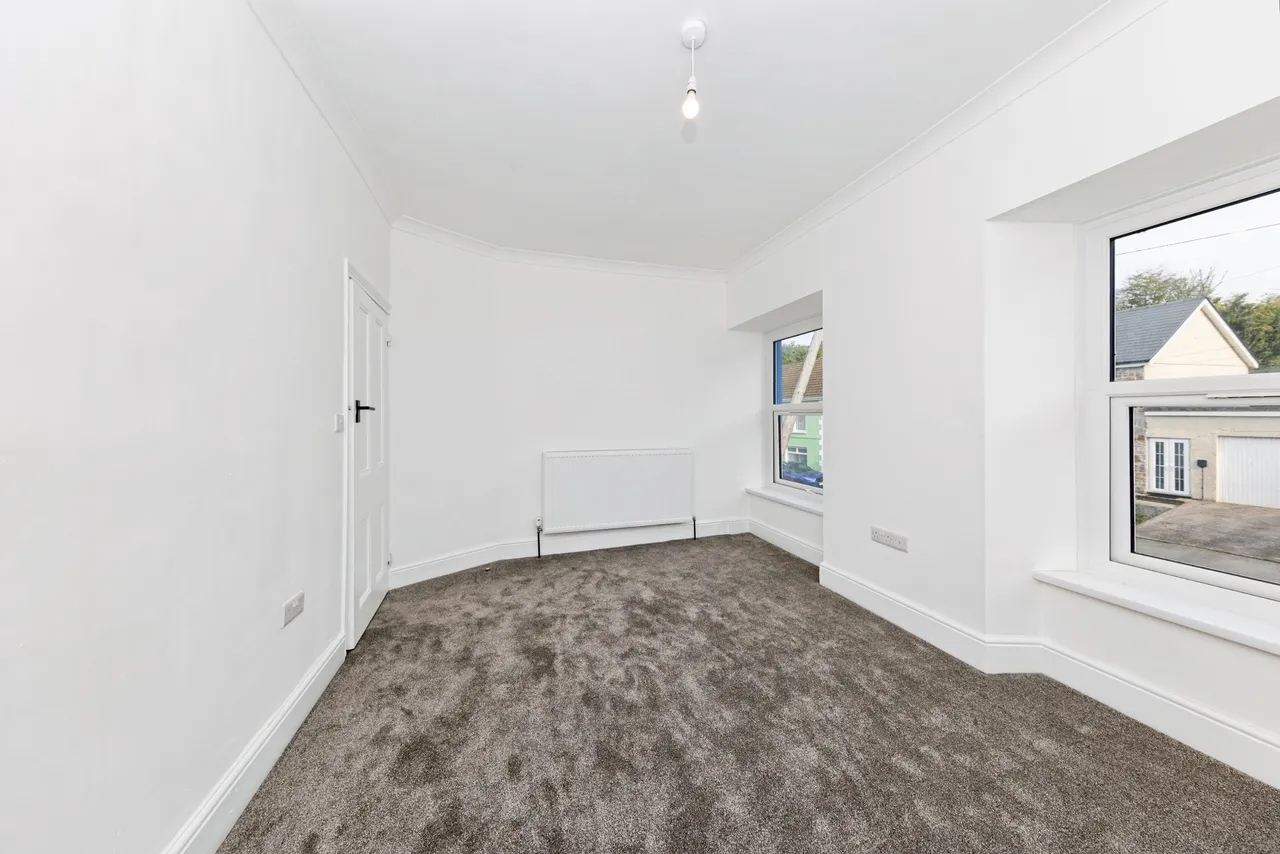 Heol Y Bryn, Llanelli, SA14, photo 30