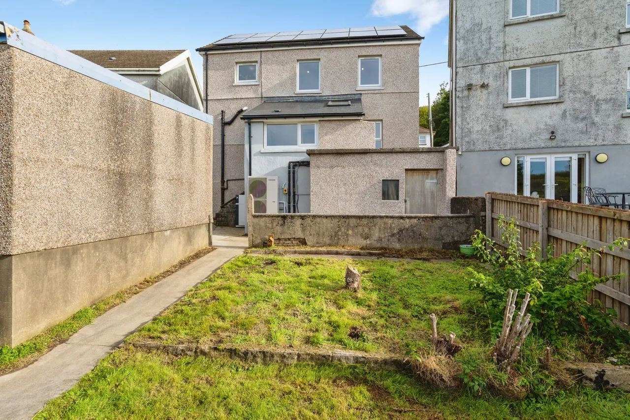 Heol Y Bryn, Llanelli, SA14, photo 38