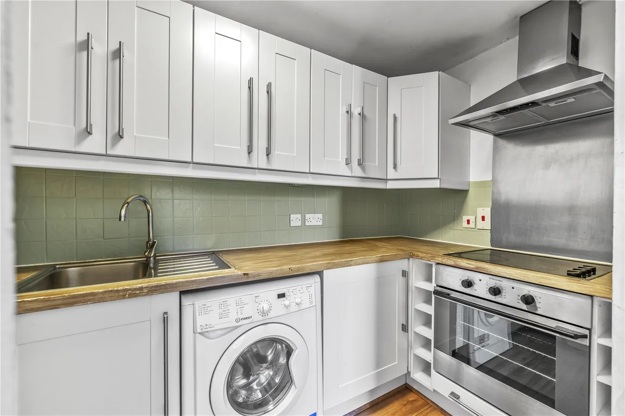 Stanley Road, Teddington, TW11, photo 4