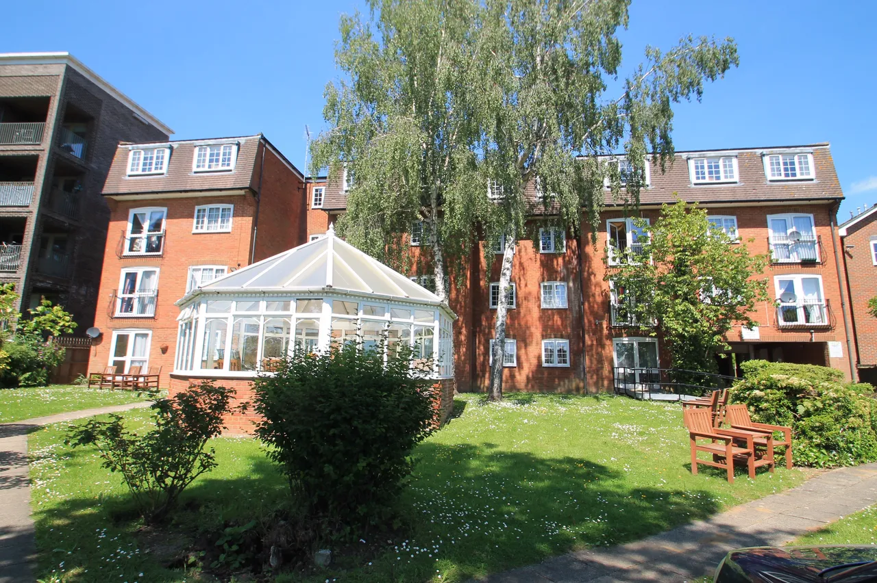 1 bed flat to rent, Gayton Road, Harrow, HA1