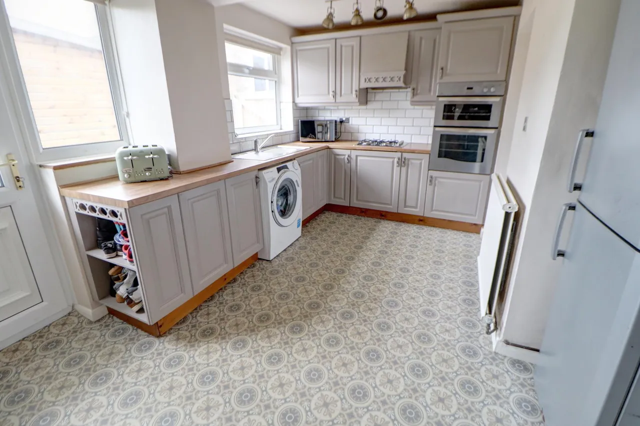 Hartford Avenue, Heywood, OL10, photo 3