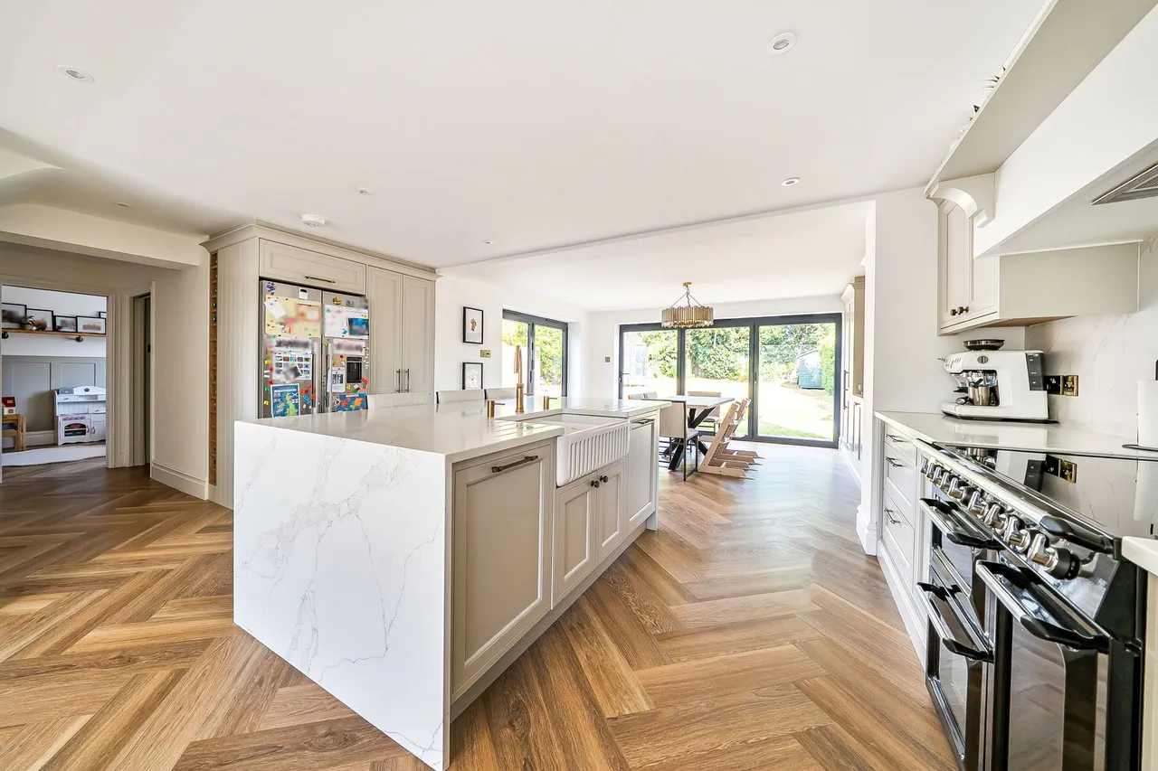 4 bed property for sale, Elmleigh, Midhurst, GU29