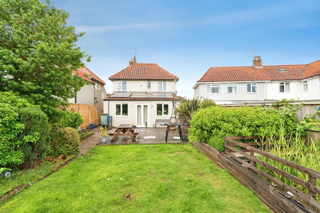 3 bed house for sale — Cley Road, Holt