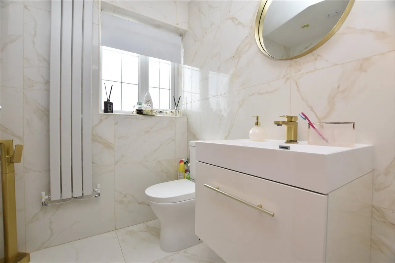 Birk Lane, Morley, LS27, photo 10