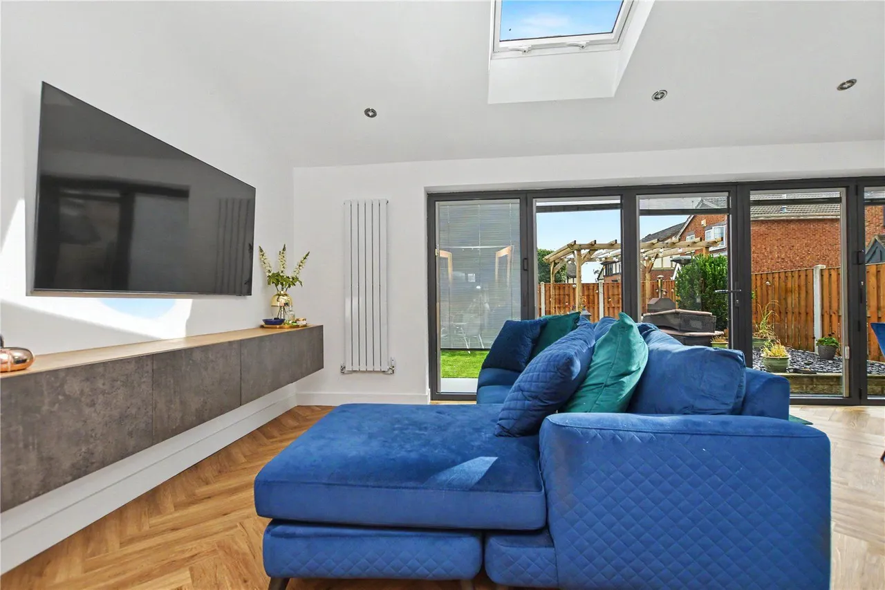 Birk Lane, Morley, LS27, photo 14