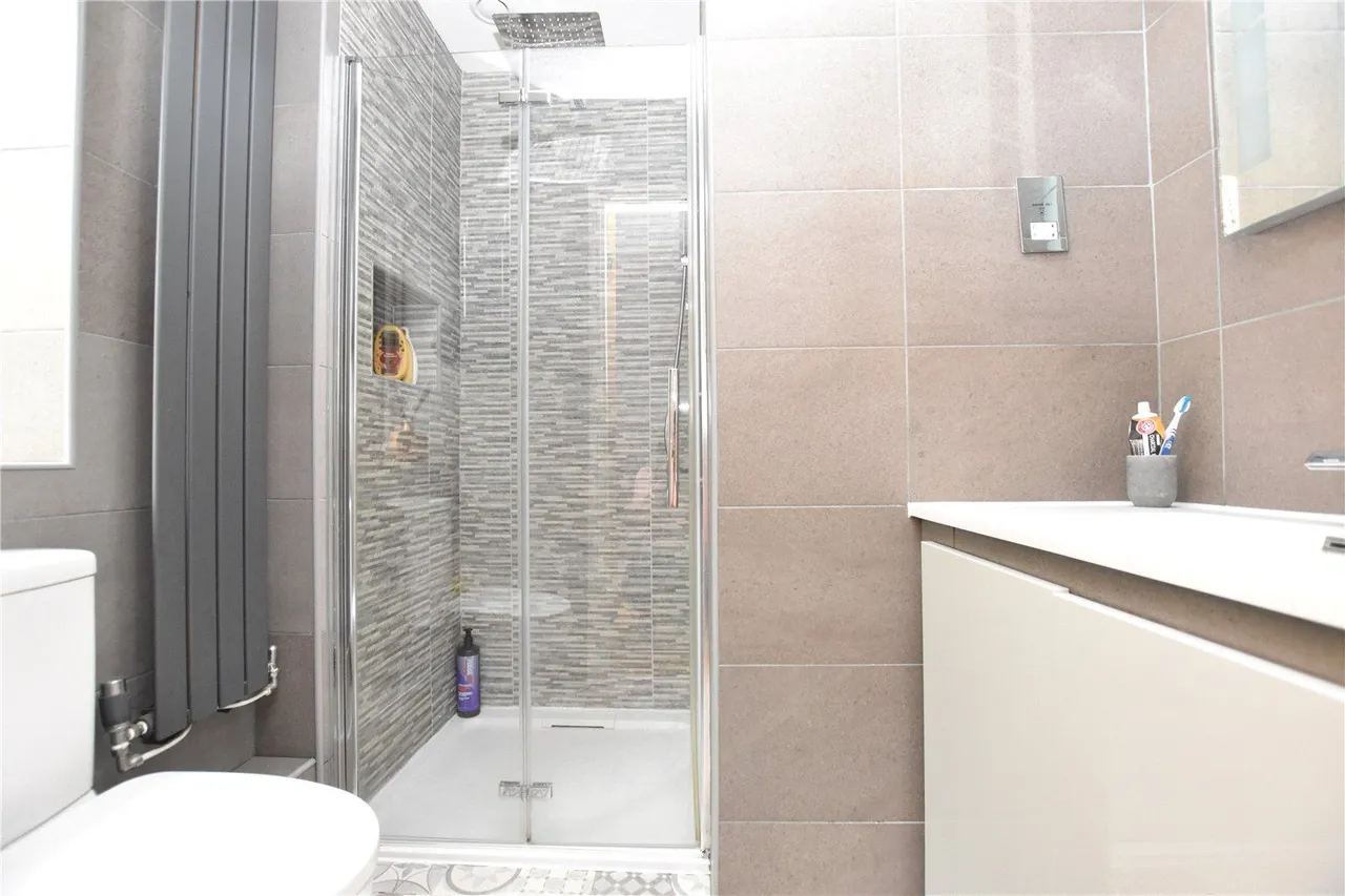 Birk Lane, Morley, LS27, photo 7
