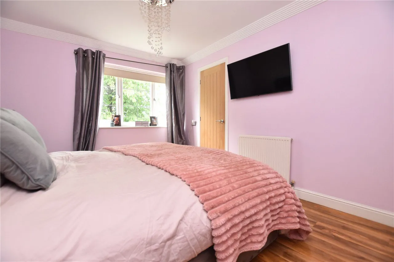 Birk Lane, Morley, LS27, photo 21