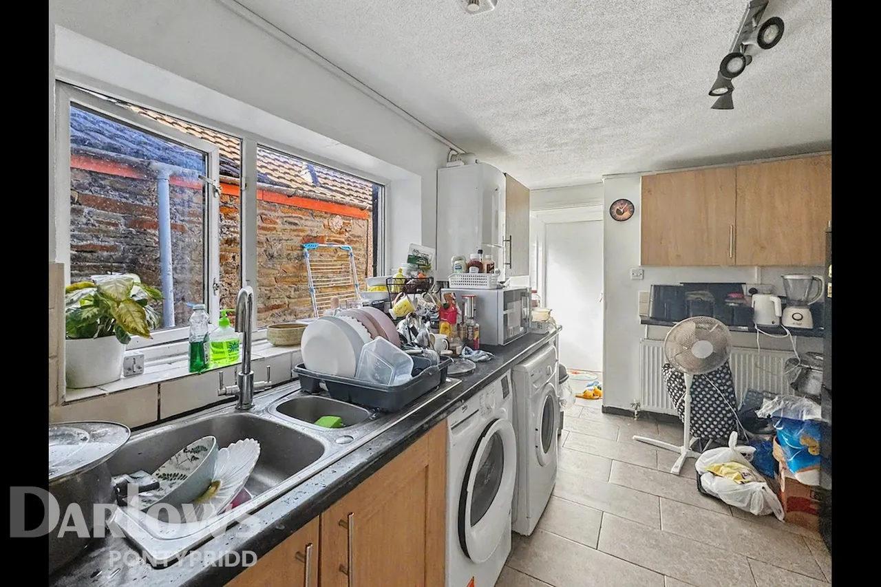 Meadow Street, Pontypridd, photo 5