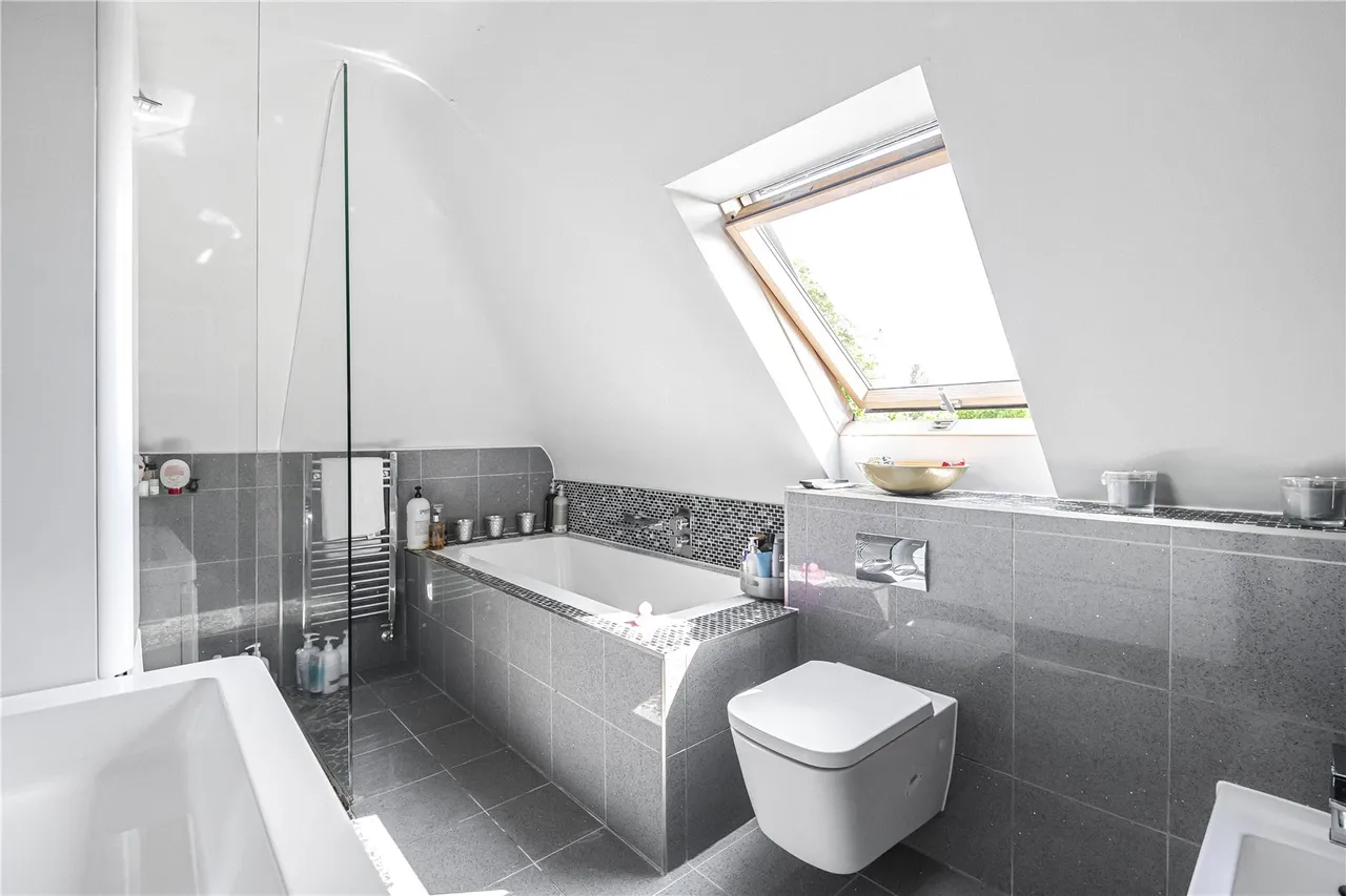 Lancaster Avenue, Hadley Wood, EN4 0ET, photo 17