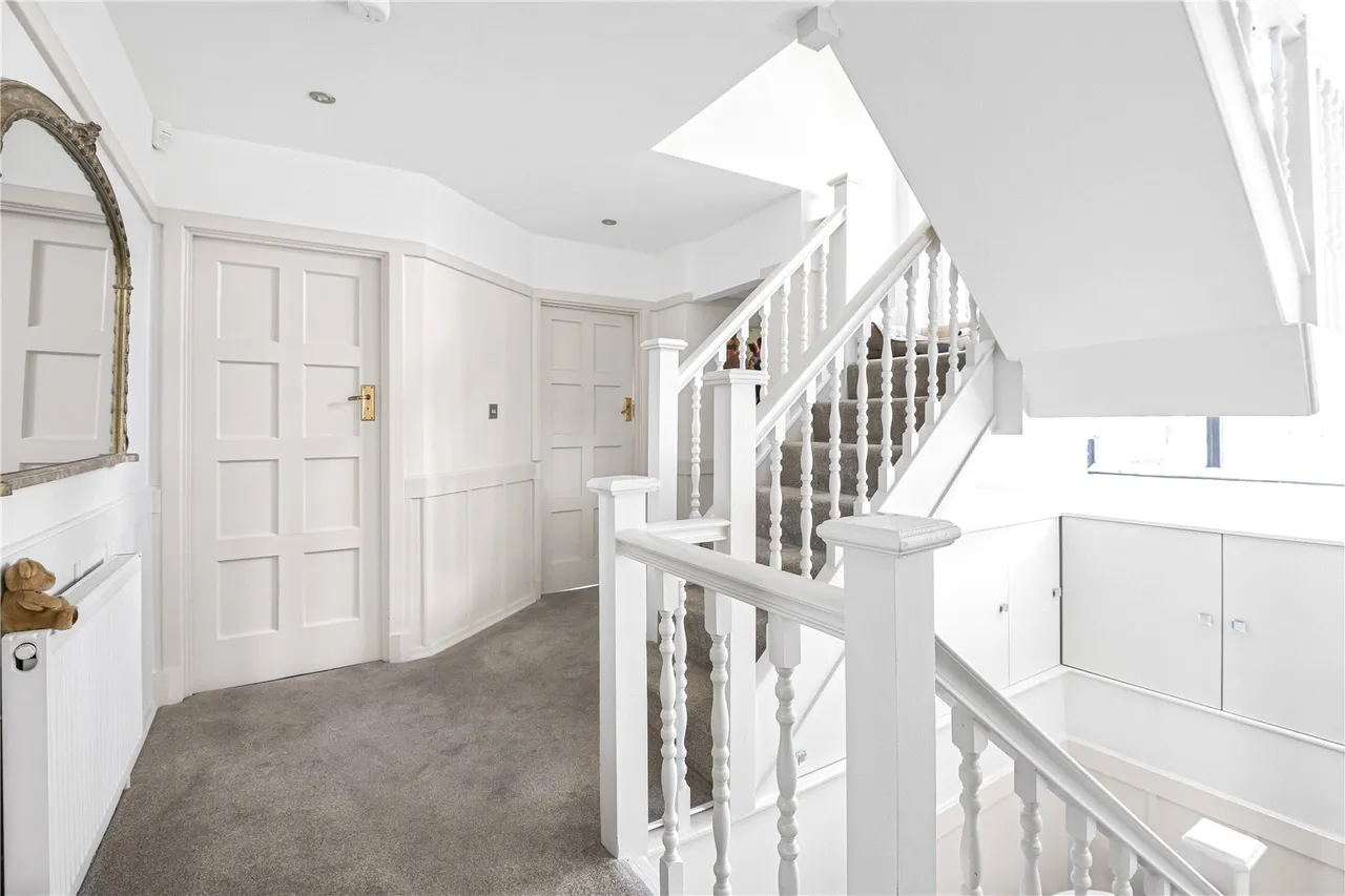 Lancaster Avenue, Hadley Wood, EN4 0ET, photo 15