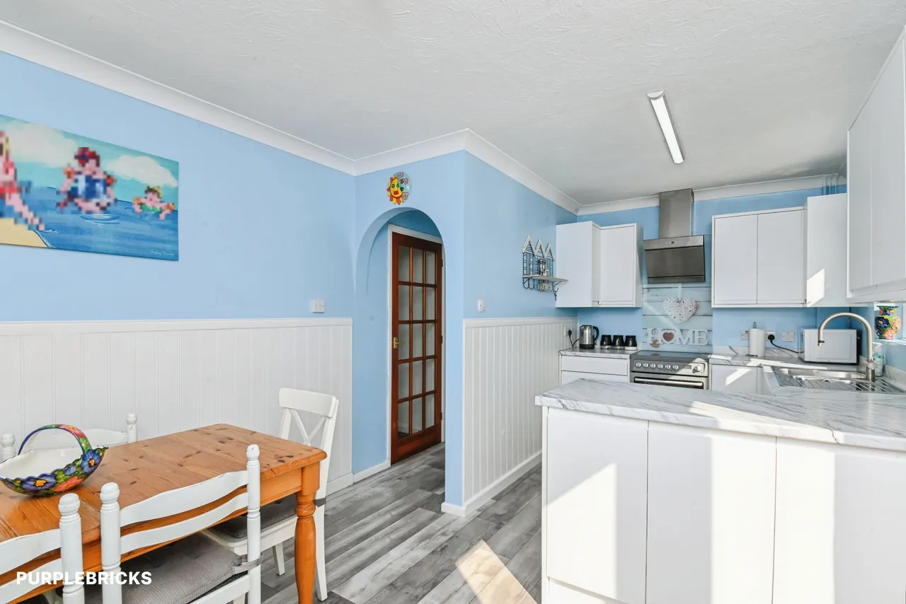 Audries Estate, Walton On The Naze, CO14, photo 5