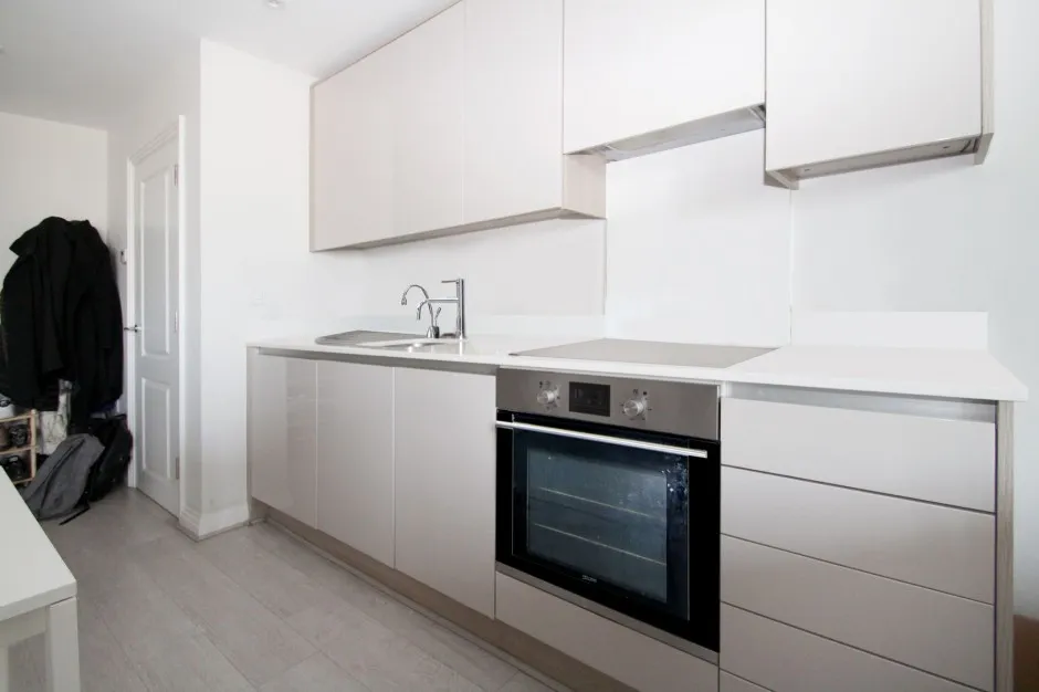 Harefield Road, UB8, photo 2
