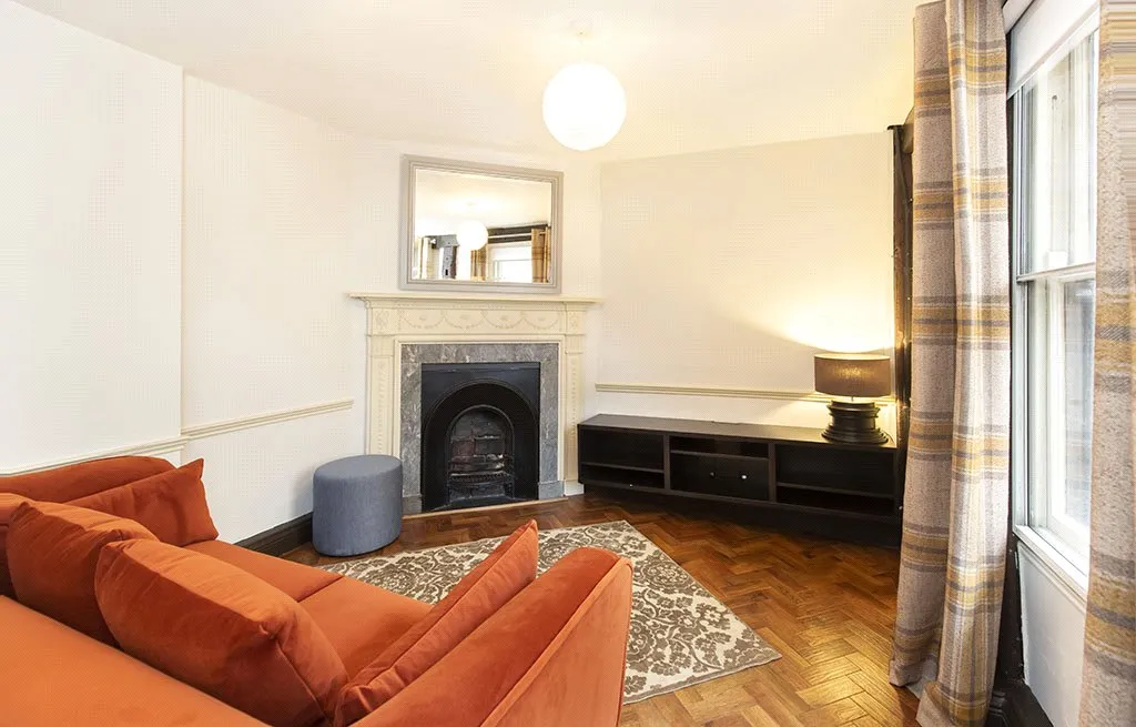 1 bed flat to rent, Coppergate, York, YO1