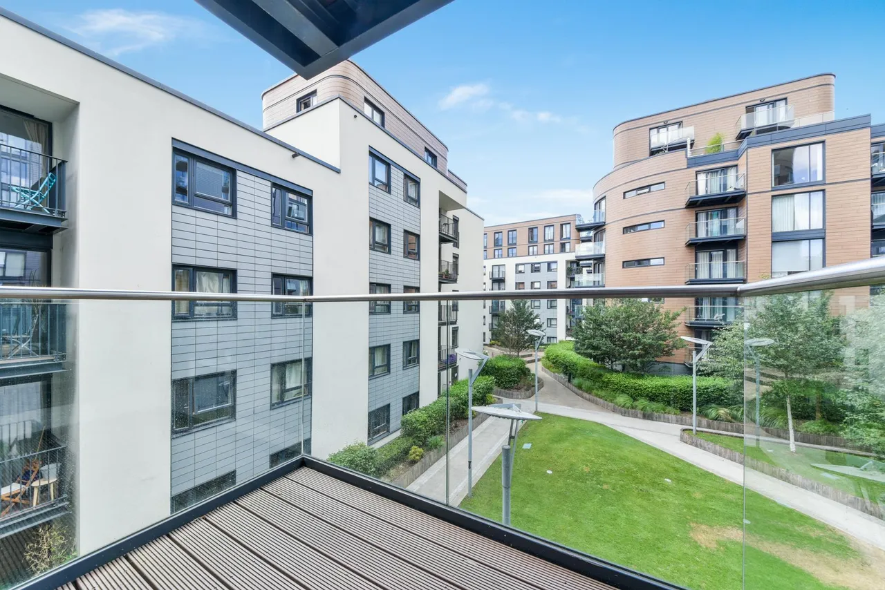 flat for sale, Wapping Lane, London, E1W