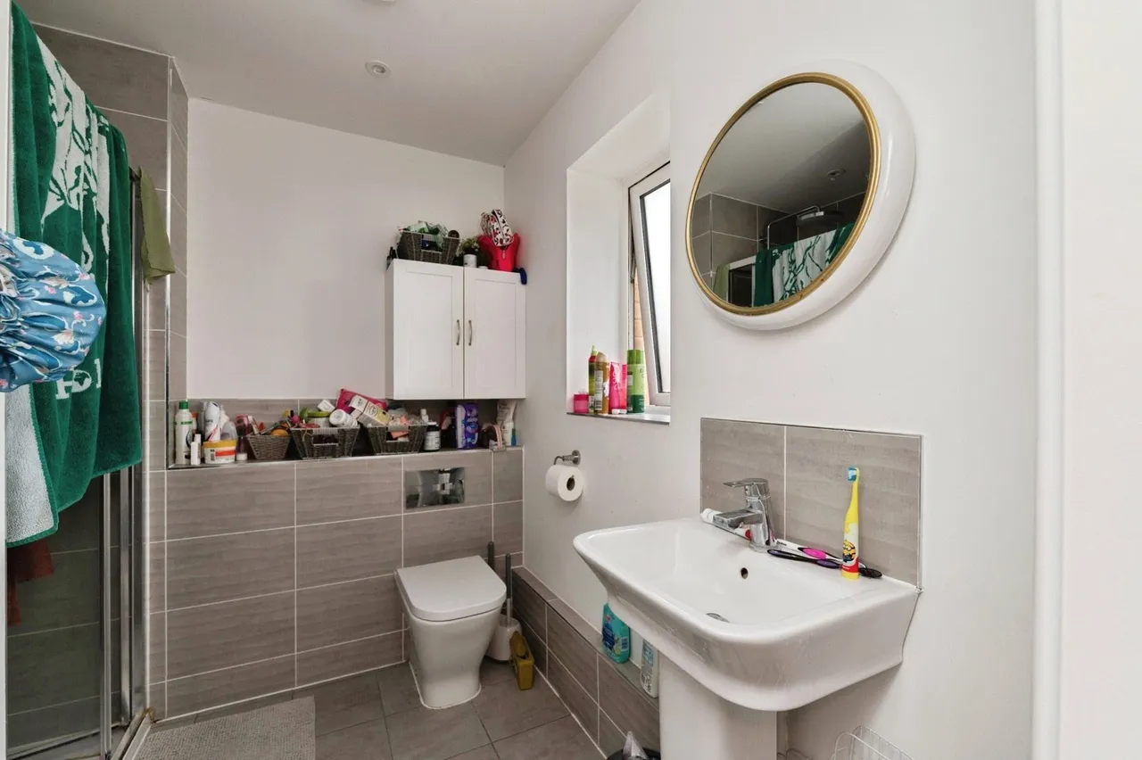 Devonshire Close, Grays, RM20, photo 12