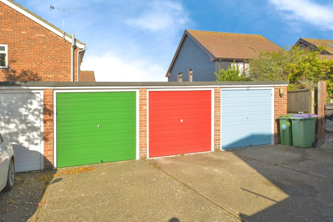 Station Road, Lydd, Romney Marsh, Kent, TN29, photo 12