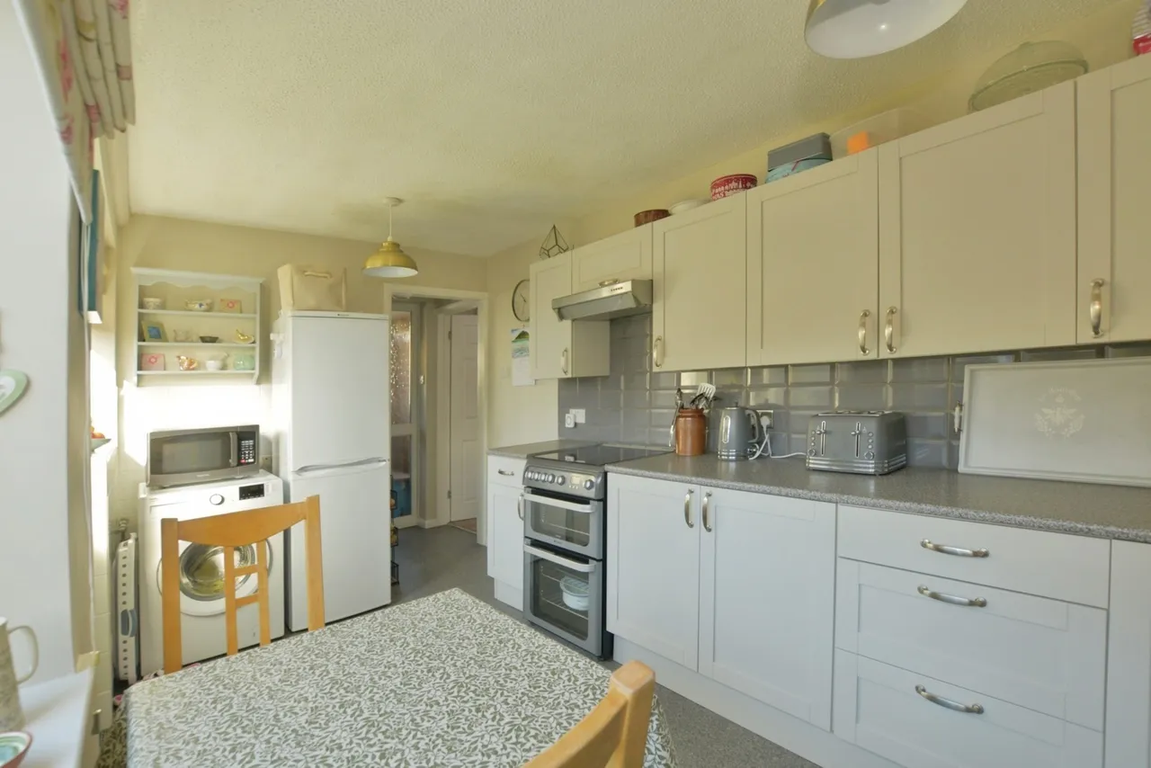 Station Road, Lydd, Romney Marsh, Kent, TN29, photo 5