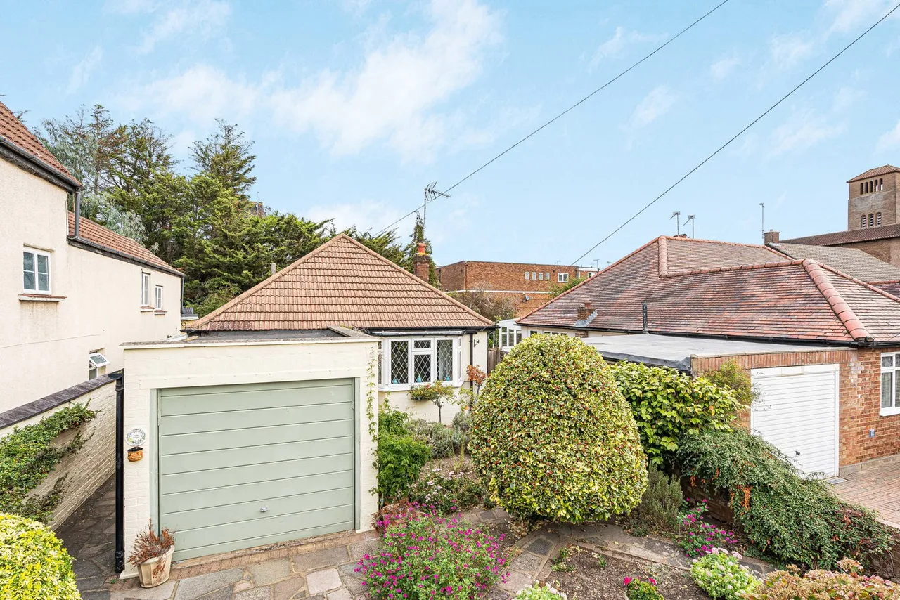 Clarendon Road, Ashford, TW15, photo 10