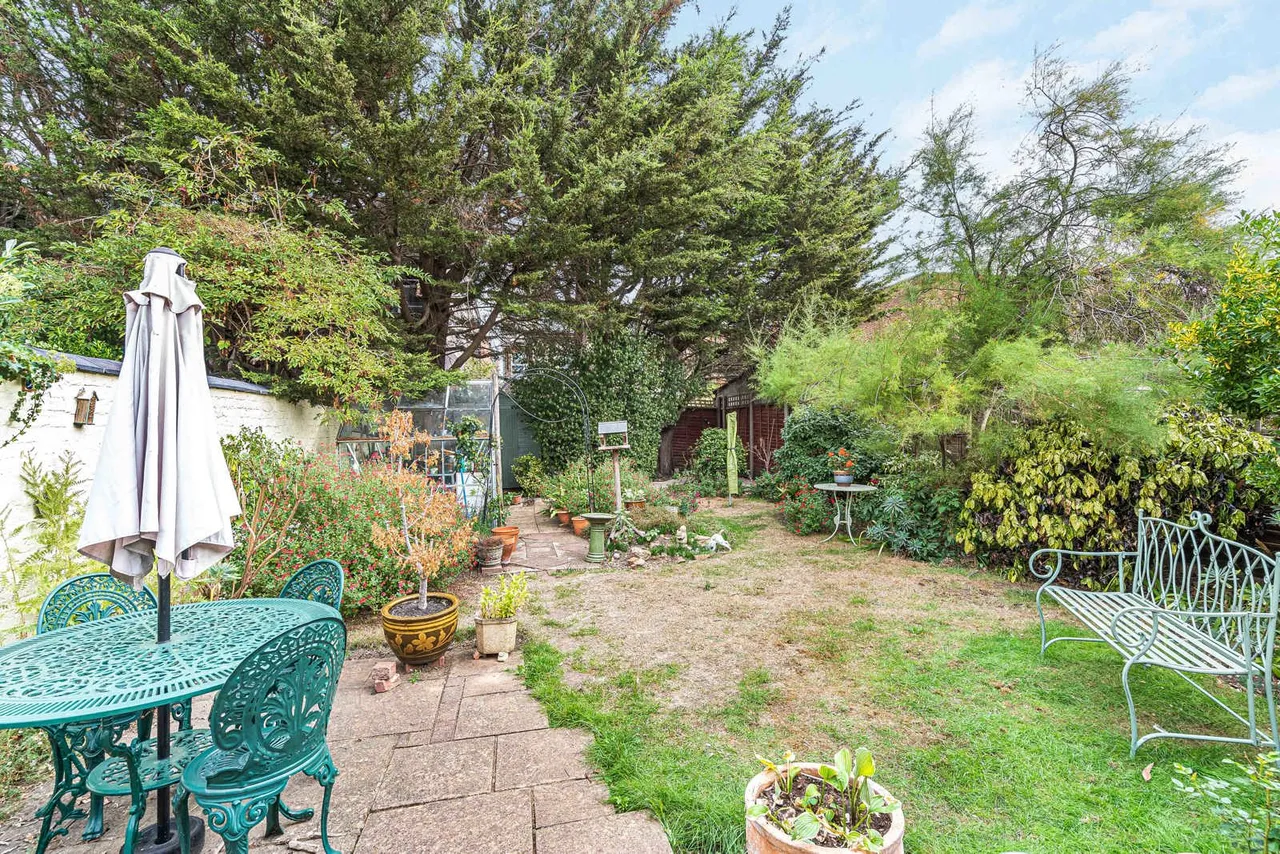 Clarendon Road, Ashford, TW15, photo 9
