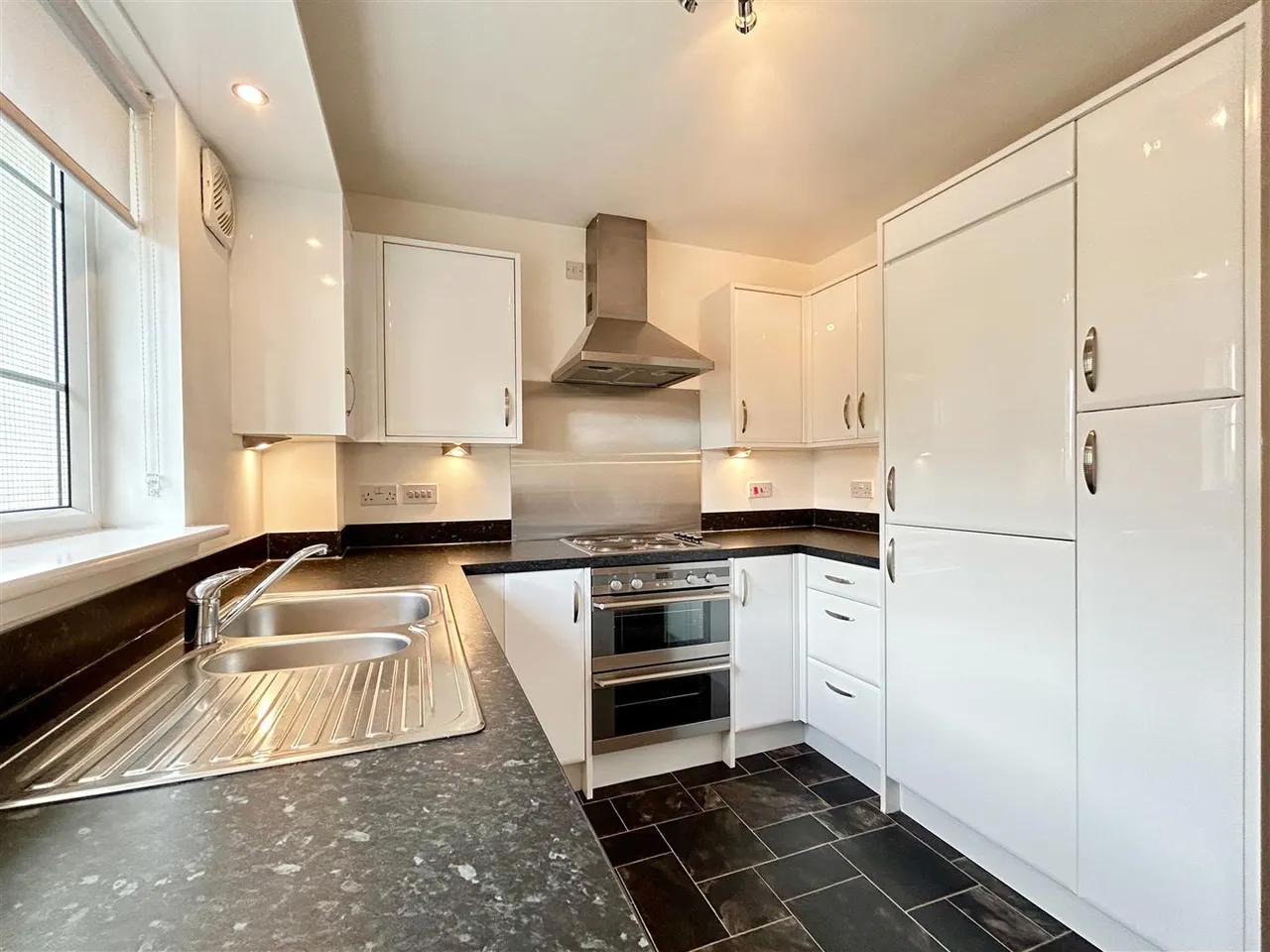 Dalzell Drive, Motherwell, Motherwell, ML1 2DA, photo 6