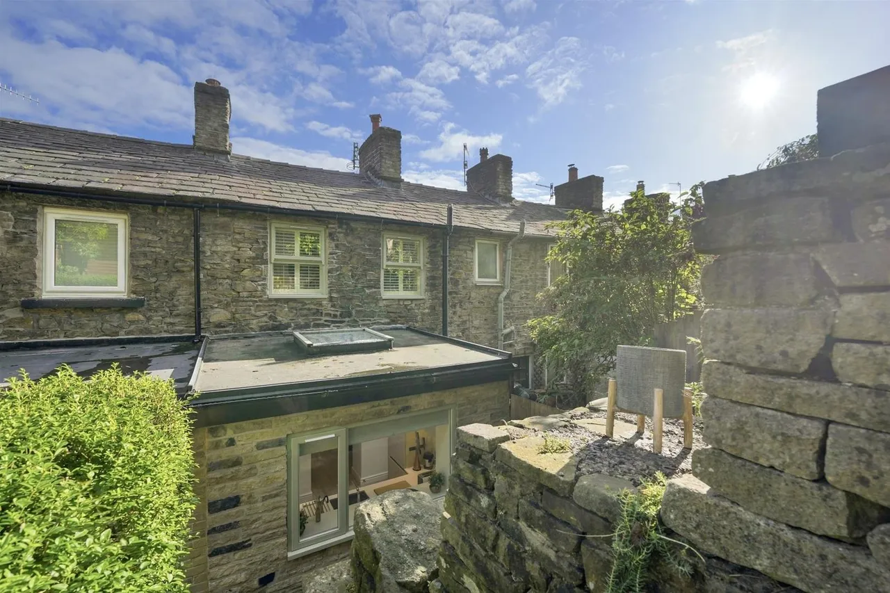 Water Street, Bollington, photo 19