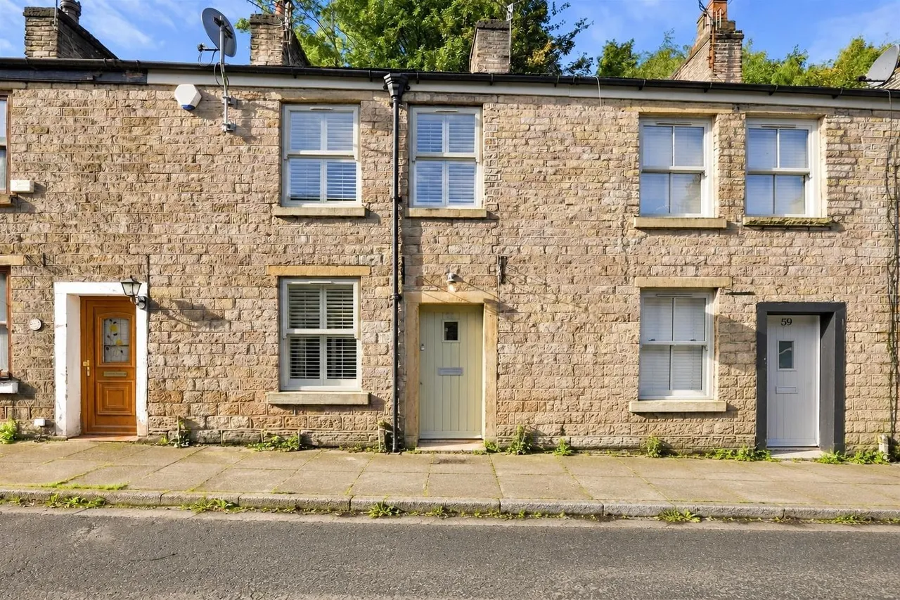 2 bed house for sale — Water Street, Bollington