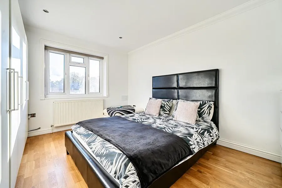 Marlborough Road, Slough, SL3, photo 9
