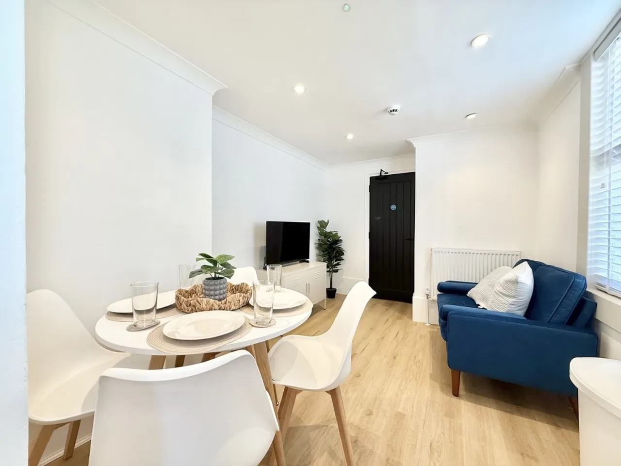 Sherborne Road, BA21, photo 3