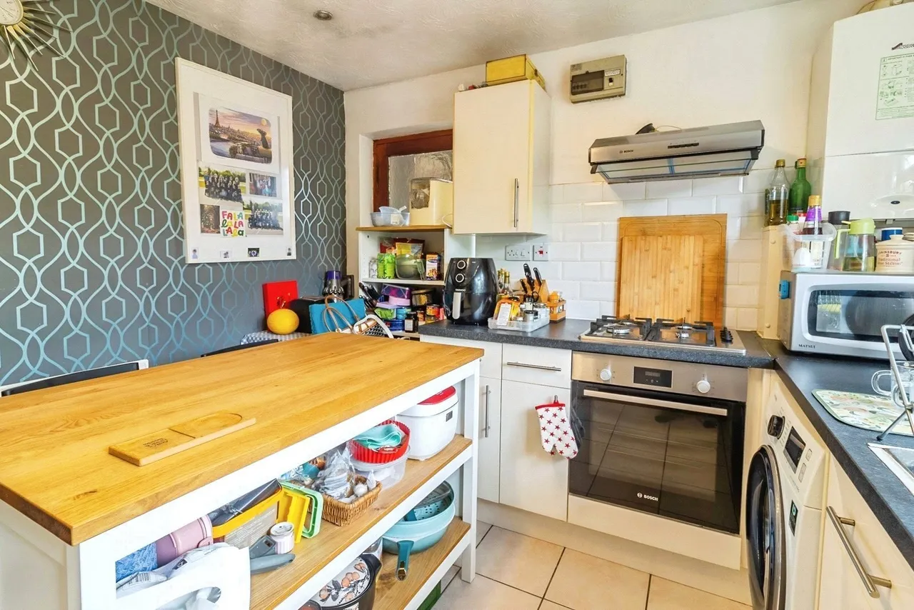 Bradwell Road, New Bradwell, MK13, photo 5