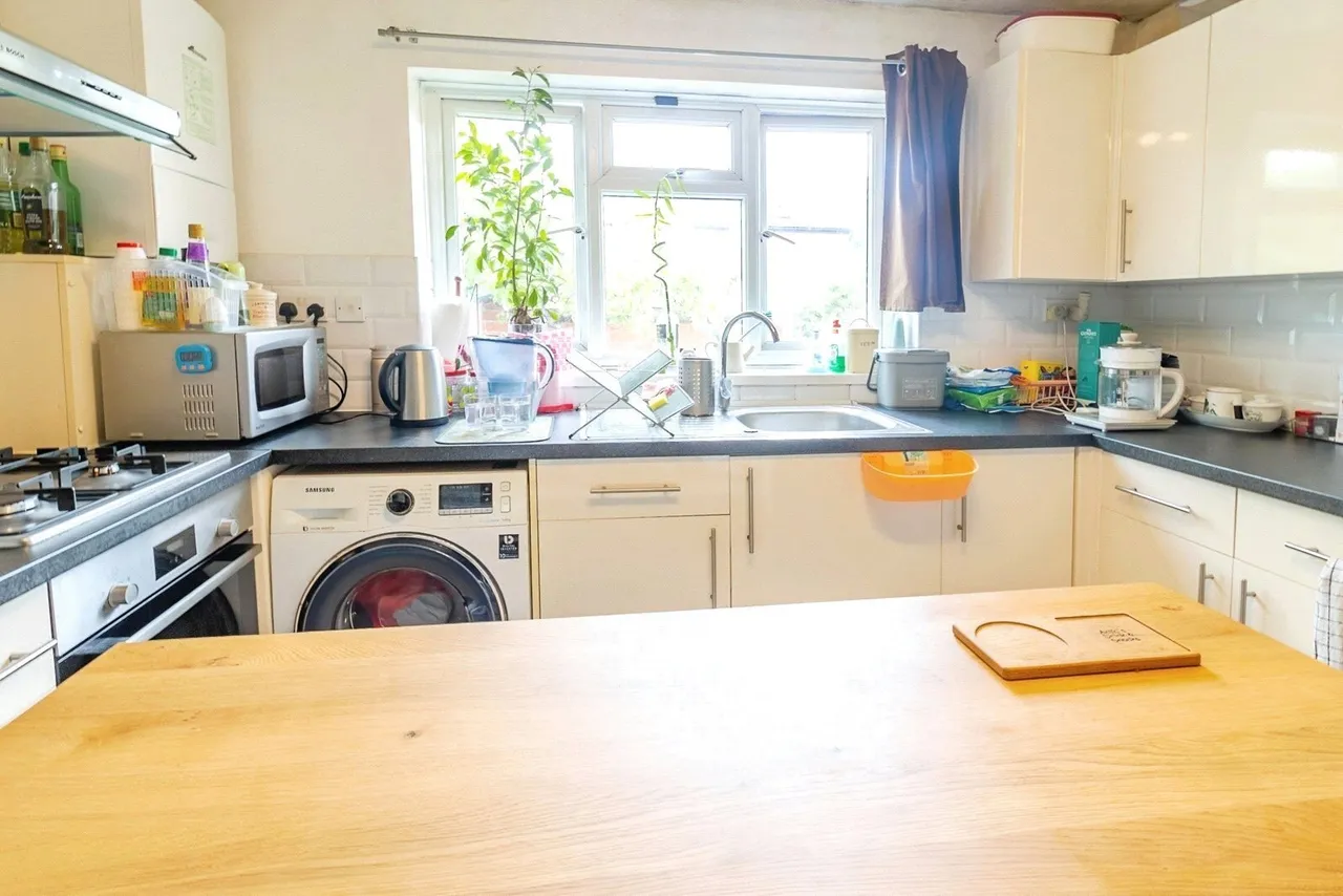 Bradwell Road, New Bradwell, MK13, photo 4