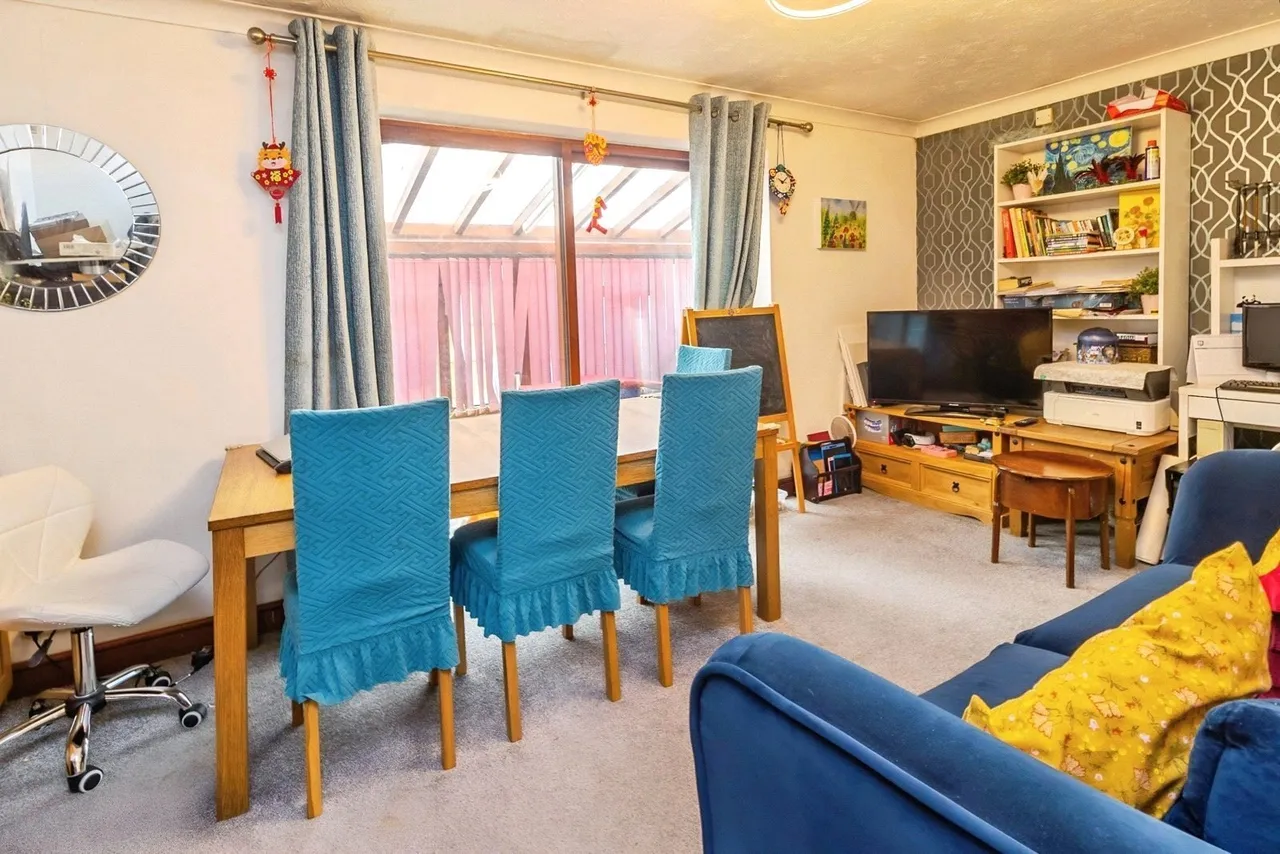 Bradwell Road, New Bradwell, MK13, photo 7