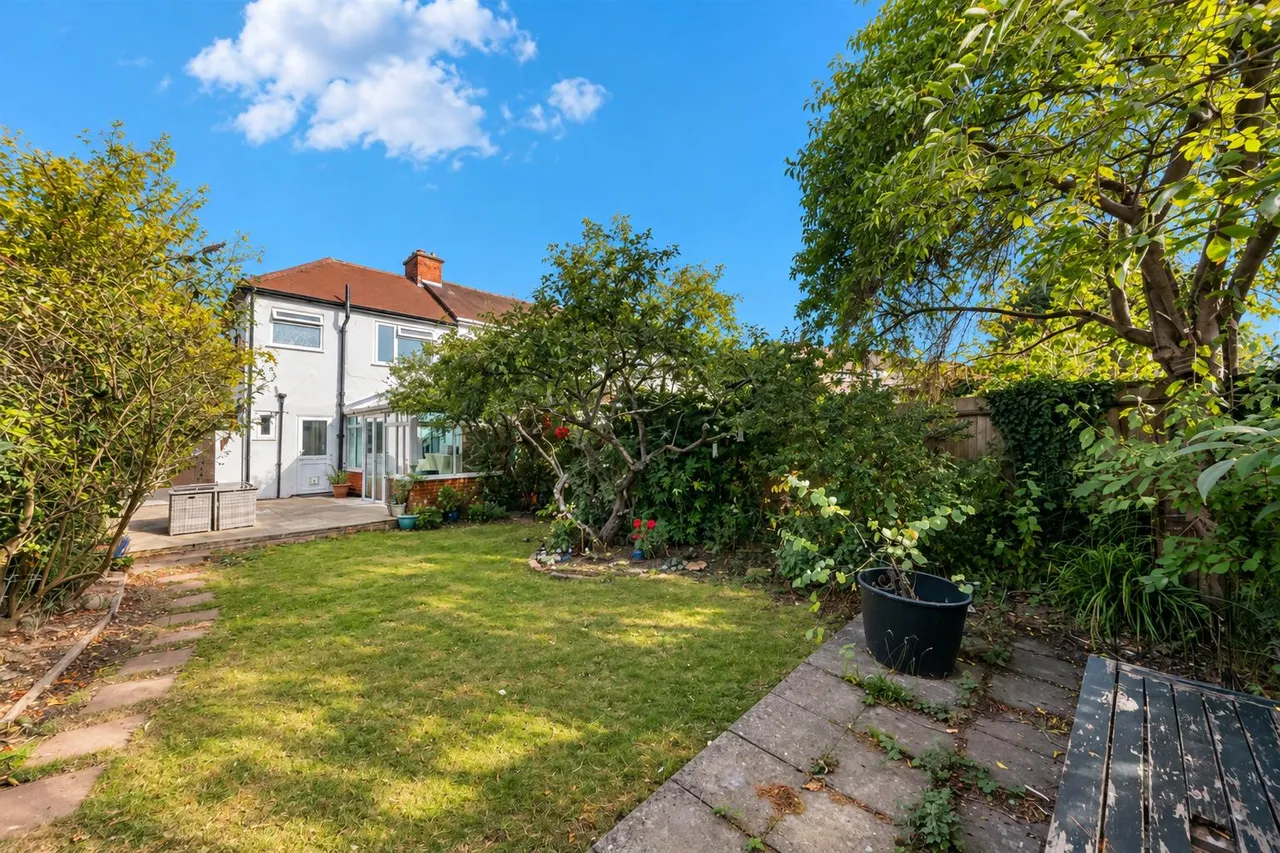 Linden Close, Ruislip, photo 6