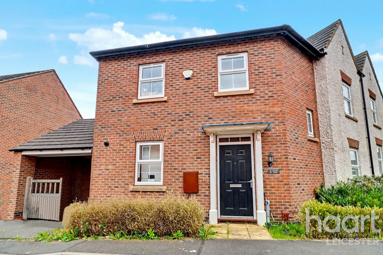 3 bed house for sale, Rowan Road, Leicester, LE3
