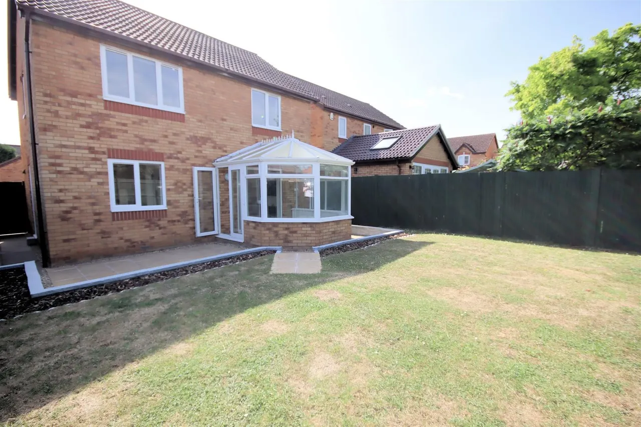 Nicholls Close, Barton-Le-Clay, MK45, photo 28