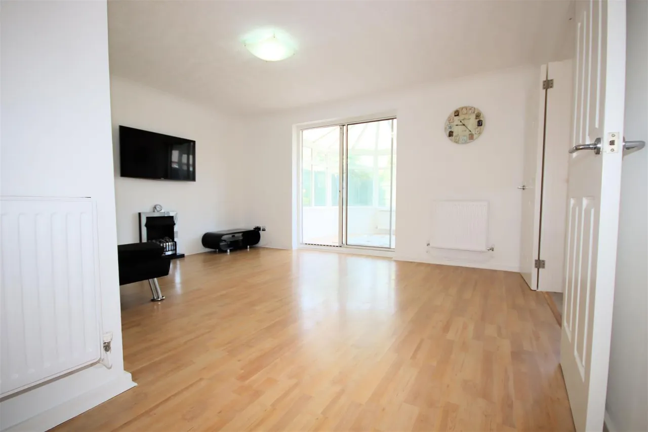 Nicholls Close, Barton-Le-Clay, MK45, photo 4
