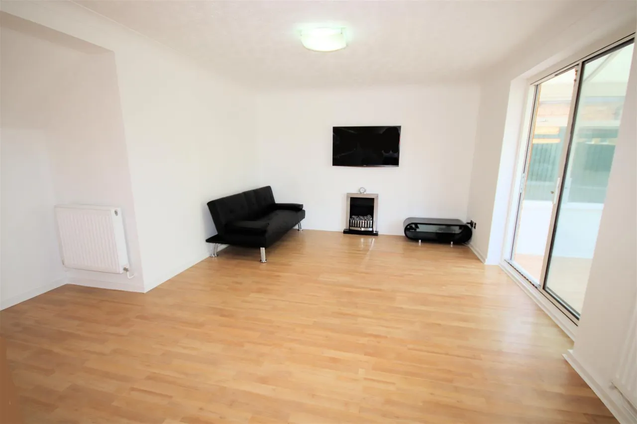 Nicholls Close, Barton-Le-Clay, MK45, photo 7