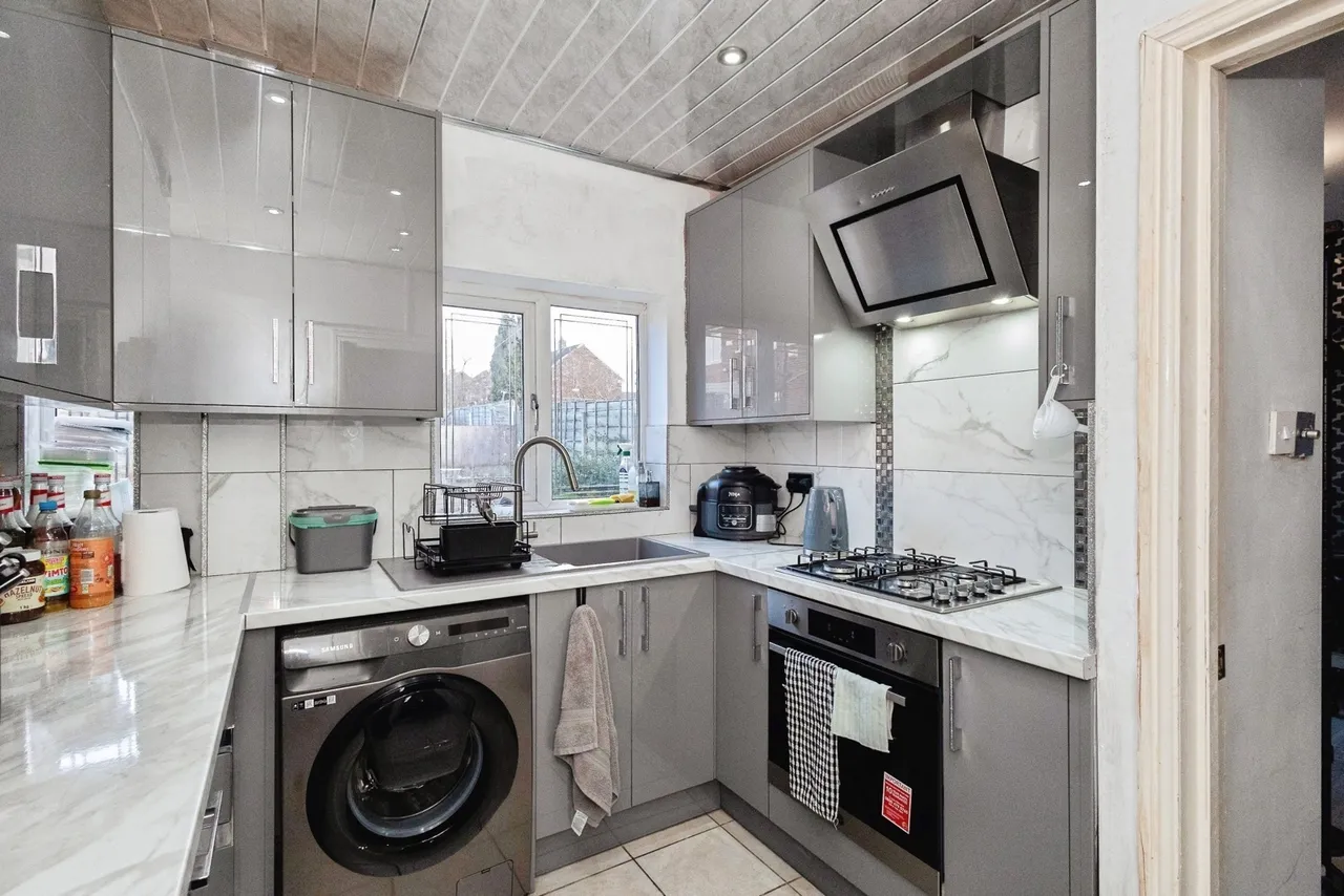 Furness Avenue, Ashton-under-Lyne, Greater Manchester, OL7, photo 4