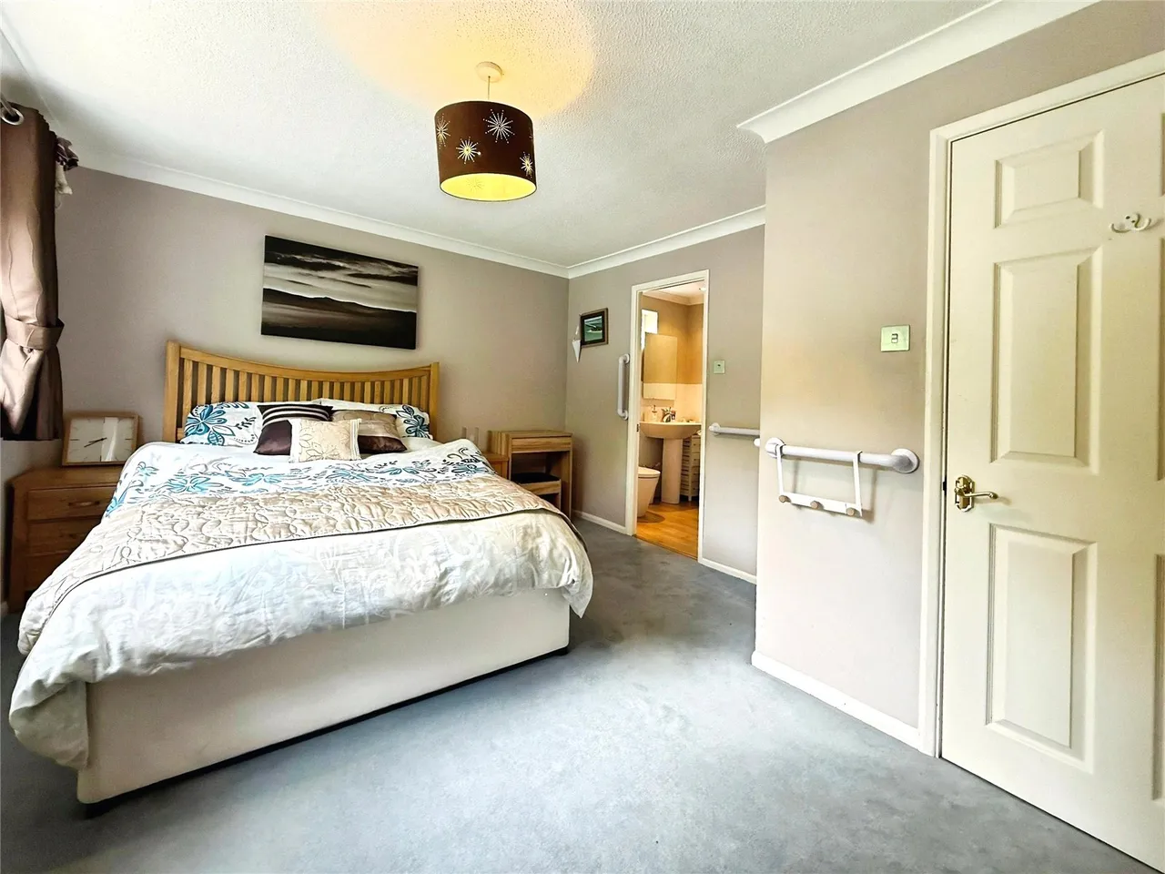 Peterhouse Close, Owlsmoor, Sandhurst, Berkshire, GU47 0XD, photo 6