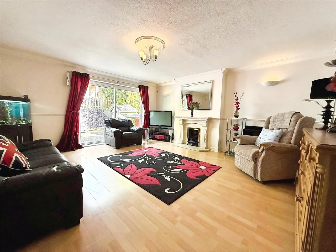 Peterhouse Close, Owlsmoor, Sandhurst, Berkshire, GU47 0XD, photo 3