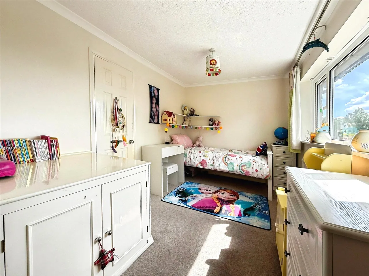 Peterhouse Close, Owlsmoor, Sandhurst, Berkshire, GU47 0XD, photo 13