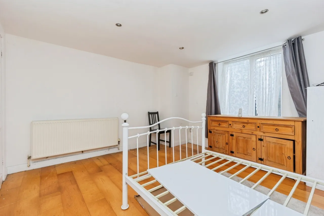 Queens Road, Sale, Greater Manchester, M33, photo 6