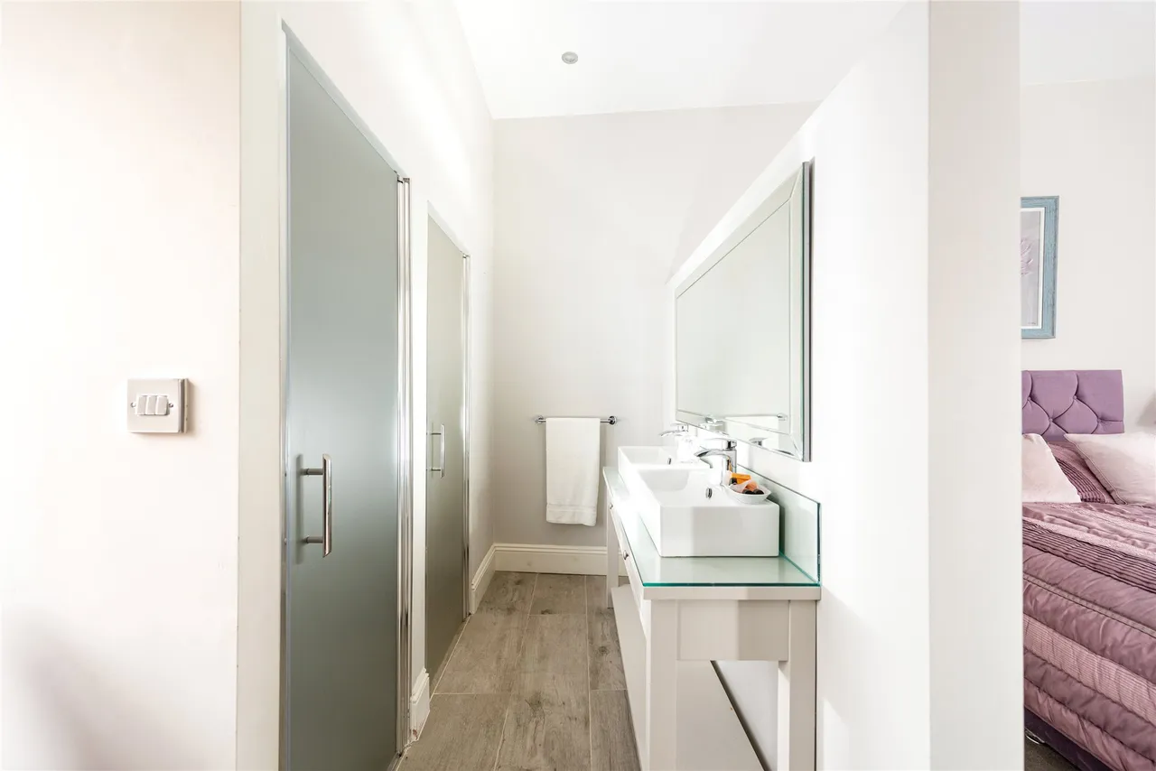 Castle Street, Buckingham, MK18, photo 21