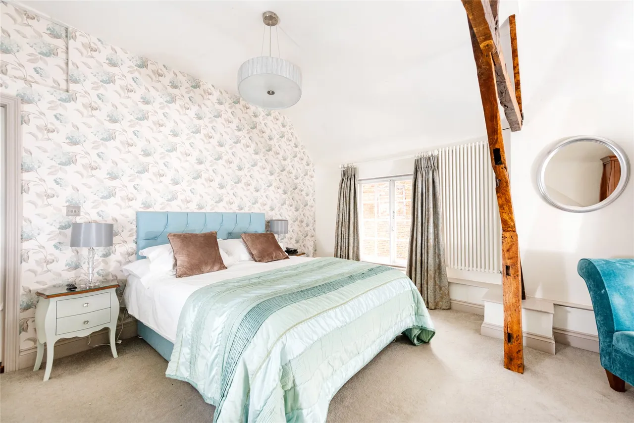 Castle Street, Buckingham, MK18, photo 14