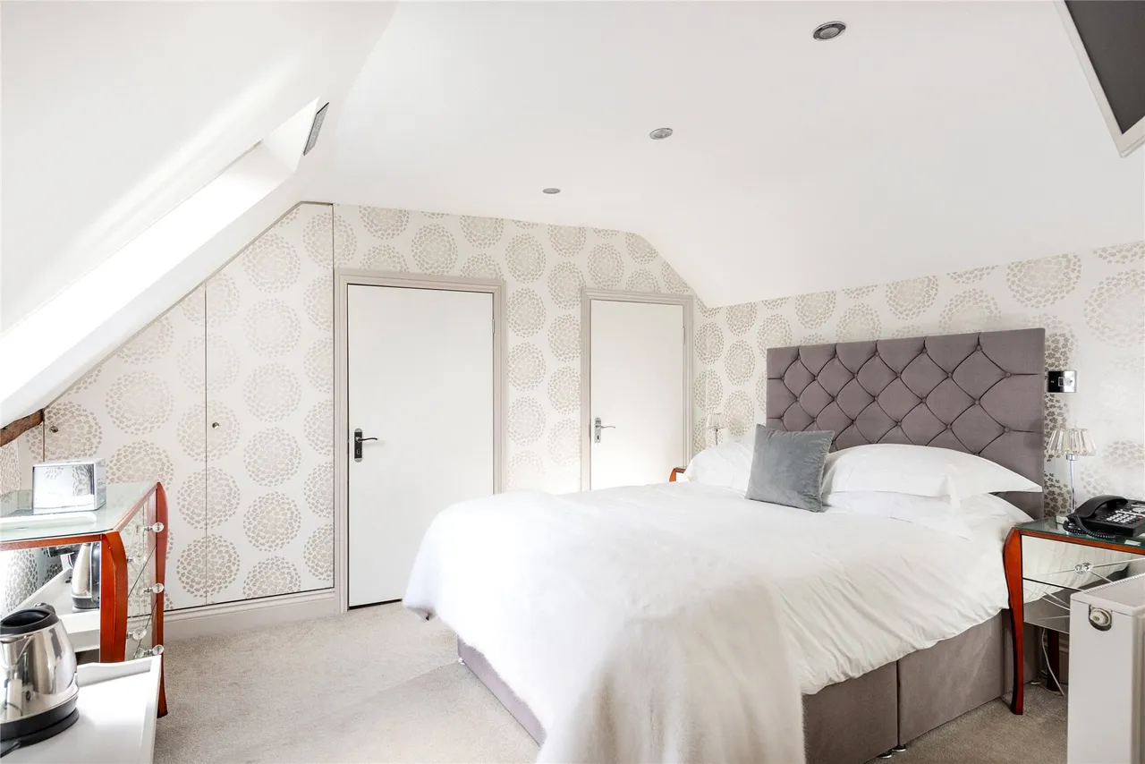 Castle Street, Buckingham, MK18, photo 24
