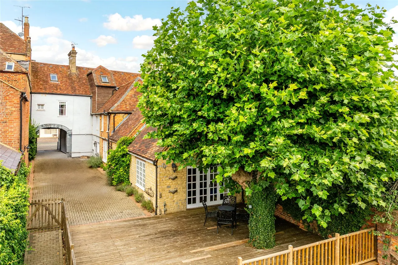 Castle Street, Buckingham, MK18, photo 26