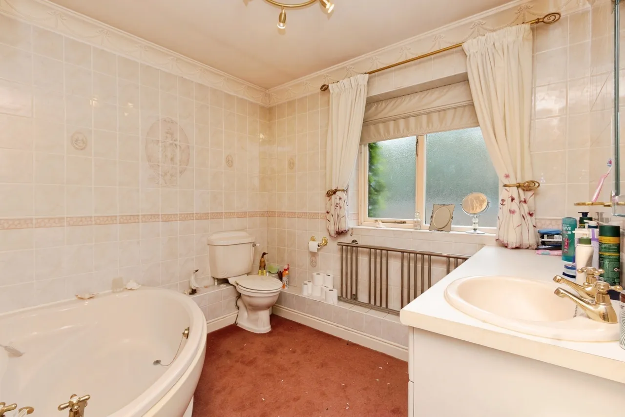 The Harrow Way, Basingstoke, RG22, photo 9