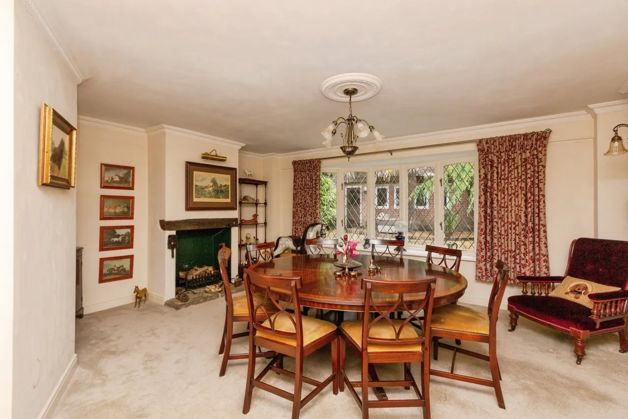 The Harrow Way, Basingstoke, RG22, photo 5