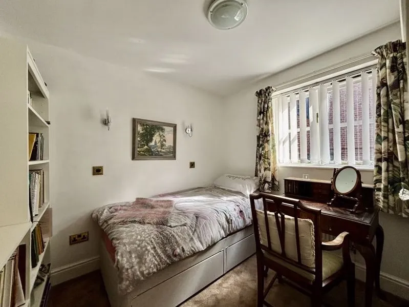 Priory Court, Much Wenlock, Shropshire TF13 6RA, photo 6