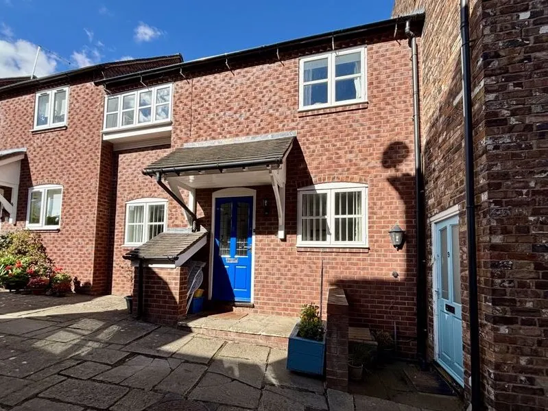2 bed house for sale — Priory Court, Much Wenlock, Shropshire TF13 6RA