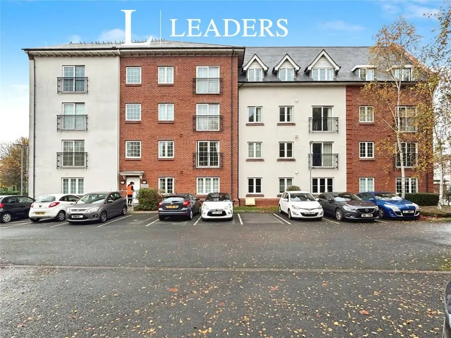 2 bed flat for sale, Greenings Court, Warrington, WA2